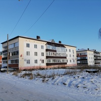 Многоквартирные дома на улице Школьной