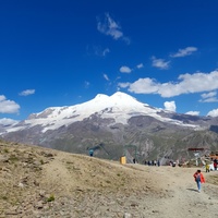 Вид на Эльбрус с поляны Чегет