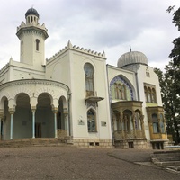 Дворец Эмира Бухарского в западной части Курортного парка