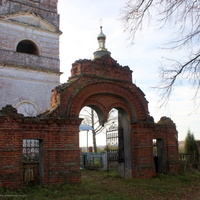 Ворота ограды Успенской церкви на Семиновой Горе