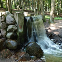 Водопад в парке Дрозды г. Минск