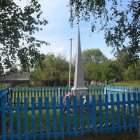 Памятник погибшим воинам на ВОВ(Карды,Петровка,Урицкое)