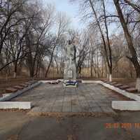 Мемориал ВОВ в х. Бурковский