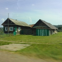 Трасса Пермь-Елово, центральная улица поселка.