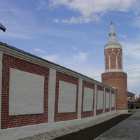 Часть южной стены монастыря и юго-восточная башня старой ограды по проекту Казакова М.Ф.