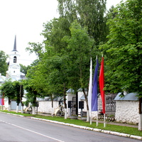 Святогорский монастырь с ул. Пушкинской.