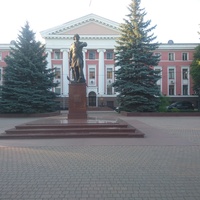 Памятник Петру Первому на проспекте Мира