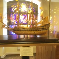 В Музее янтаря в башне Дона. Модель шведского военного корабля "Васа". 2007г.