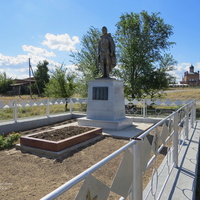 Братская могила воинов ВОВ. погибших в январе 1943 года в боях за хутор