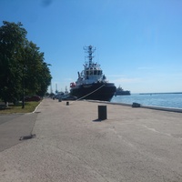 На пристани военно-морского порта Балтийска