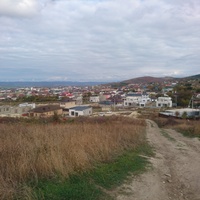 Панорама села Супсех с дороги к смотровой площадке "Ласточкины гнёзда"