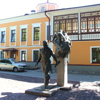 Памятник героям книги "Два капитана" В.Каверина.