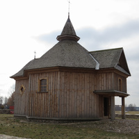 Церковное строение в Строчицах
