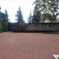 Памятник погибшим на боевом посту сотрудникам органов внутренних дел на ул. Гаврилова