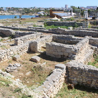 Вид из древнего города на современный Севастополь.