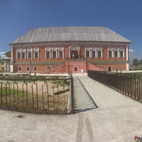 Панорама пристани на острове с Домом князей Абамелик-Лазаревых, Палатами Строгановых, Собором Преображения Господня в Усолье с отдельно стоящей колокольней