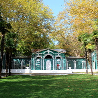 Зелёный театр в парке "Ривьера".