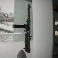 Г.Оренбург, Музей космонавтики (бывшее ОВАУЛ) пистолет-пулемёт МР-40