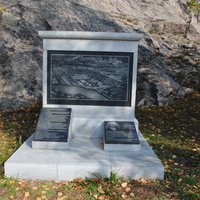 Памятник основателю завода Акинфию Демидову.