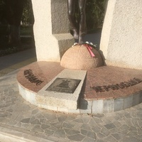 Памятник жертвам Чернобыльской катастрофы в сквере Памяти героев Чернобыля
