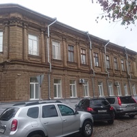 Здание бывшей гимназии Рущинской постройки 1910г. по ул Гоголя д.16