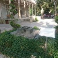 Парк «Крым в миниатюре» на территории старинной дачи "Альпийская Роза". Макет Байдарских ворот