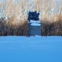 Памятник воинам-спортсменам Урала