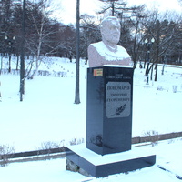 Аллея Героев Советского Союза на площади Славы.