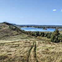 Горадина. Вид на село Чулково и озеро Шарьма