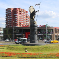 Памятник Александру Невскому.