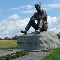 Памятник Василию Шукшину на горе Пикет