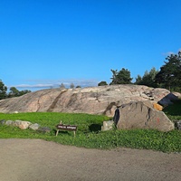 На территории исторического парка "Бастион". Экспозиция "Каменный век".