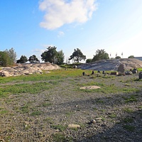 На территории исторического парка "Бастион". Экспозиция "Каменный век".