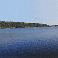 На территории исторического парка "Бастион".  "ЛАДЕЙНАЯ ИСТОРИЯ". Флот парка «Бастiонъ».  Ладья "Фрейя" у причала. Вид на пролив Ворссунсалми