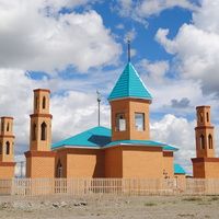 Строящаяся мечеть.