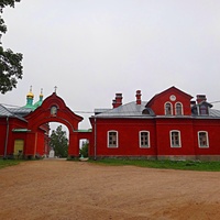 Главный вход в Воскресенский скит (Восточные ворота)