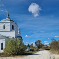 С. Заястрябье, Троицкая церковь