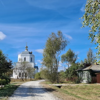 С. Заястрябье, Троицкая церковь