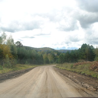 Дорога в поселок.