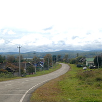 Въезд в поселок.
