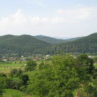 Село между горами (Люча )