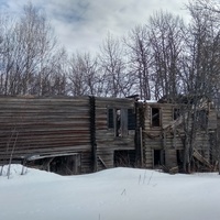Разрушенный дом в д. Каплиха
