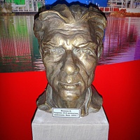 Музей Шатурской ГРЭС. Скульптуры ударников труда и ветеранов ГРЭС, выполненные работником ГРЭС, фронтовиком Григорием Ивановичем Потёмкиным. Бюст Машкова И.