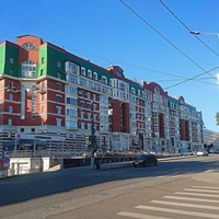 На Монастырской улице.