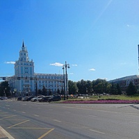 Главное управление МВД России по Пермскому краю на перекрёстке улиц Белинского, Героев Хасана и Комсомольского проспекта (неофициальное название Башня смерти, в нем долгие годы располагались структуры НКВД).