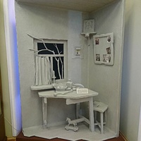 Пермский краеведческий музей разместил на стыке разделов скульптурную экспозицию екатеринбургского ваятеля Калмыкова, автора концепции выставочного пространства. Инсталляция "Проводы в армию" выполнена в необычной манере и изобразительной технике.