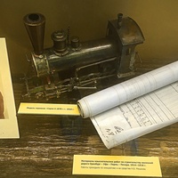 Экспозиции краеведческого музея. История Пермского края с древних времен до конца XX в. Модель паровоза "серия А 1878г.". Материалы изыск-х работ по стр.-ву ж/д Оренбург-Уфа-Пермь-Печора 1914-18гг. Работы по инициативе и на средства Н.В. Мешкова.