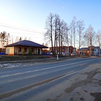 Улица Интернациональная, д.28 (магазин на горке), д.26 (почта), д.24 (ДК).