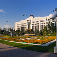 Тараз.  Областной акимат.