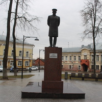 Памятник реформатору Петру Столыпину.